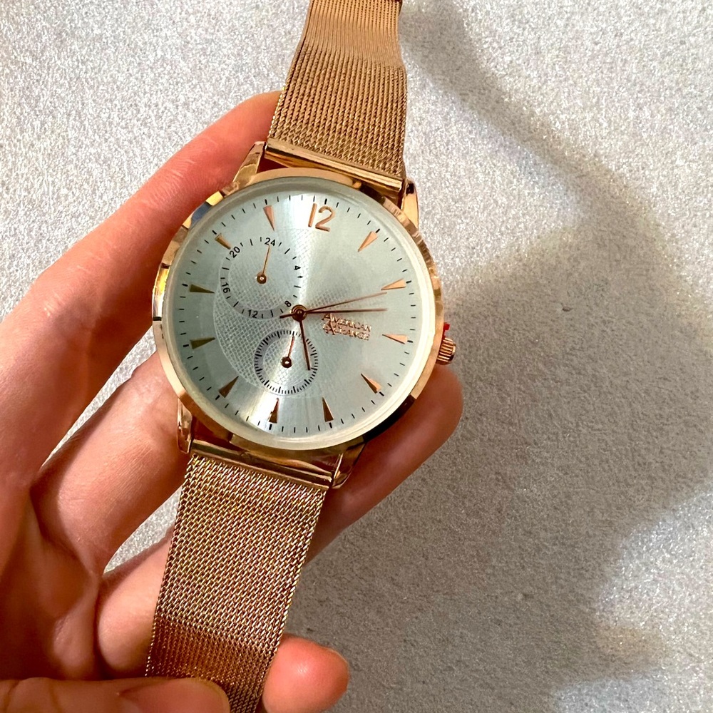 Adjustable Watch (used like new)